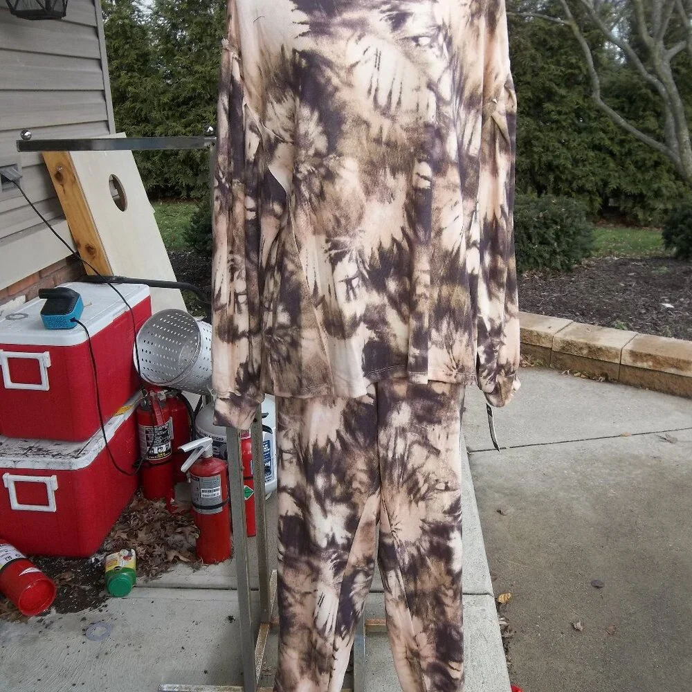 NWT ZAC&RACHEL BROWN TYEDYE 2PC SWEATSHIRT AND PANTS SET XL